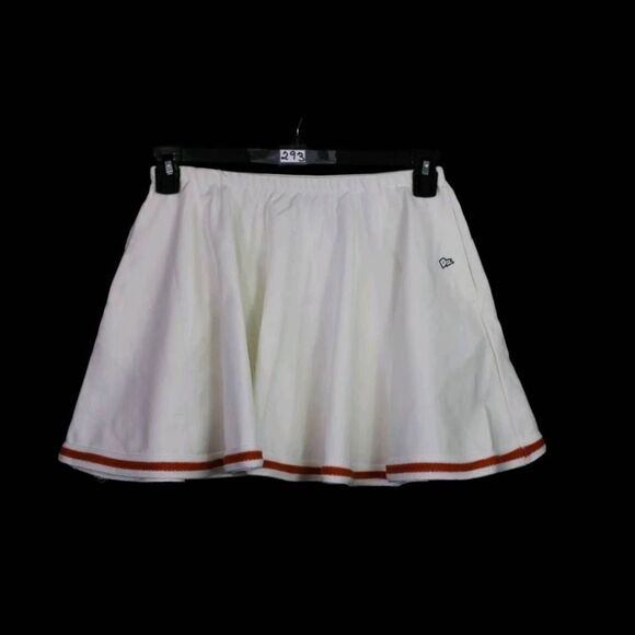 HYPE & VICE SKIRT SIZE M WHITE WITH BURNT ORANGE TRIM NWT - Picture 1 of 7